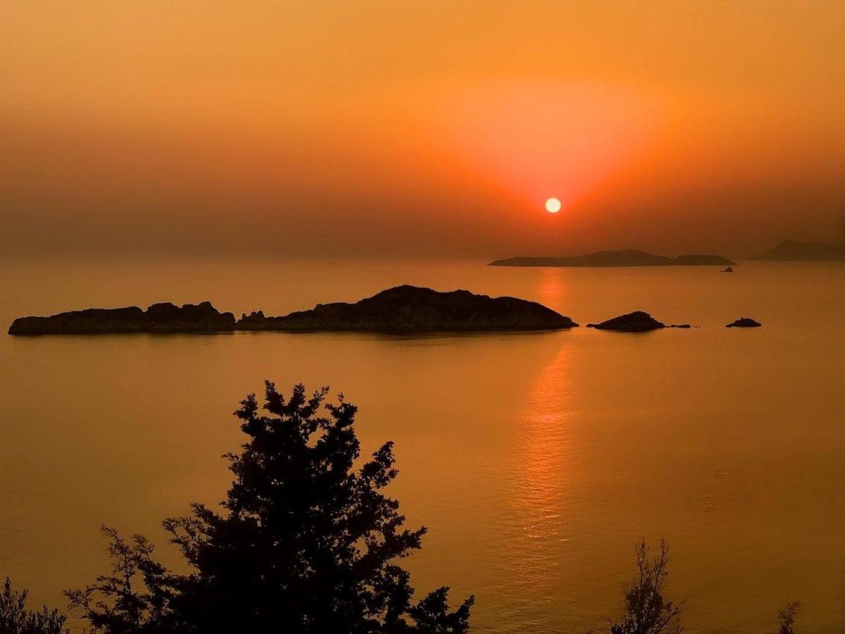 Villa Danai Agios Georgios Pagon Bagian luar foto